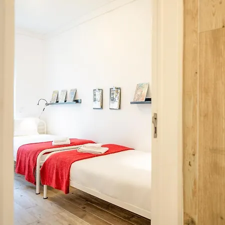 Apartment Guestready -nice 2 Bedroom In Belem!